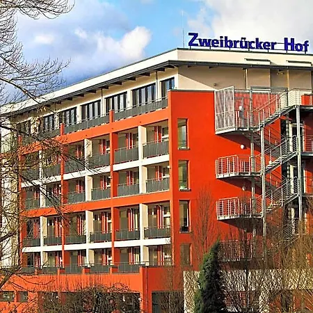 Ringhotel Zweibruecker Hof 4* هيردكه