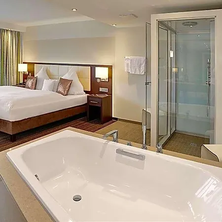 Ringhotel Zweibruecker Hof 4* هيردكه